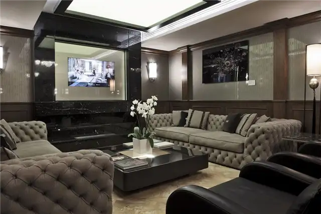 Диван с мягкой обивкой Milan Baglioni Hotel Carlton