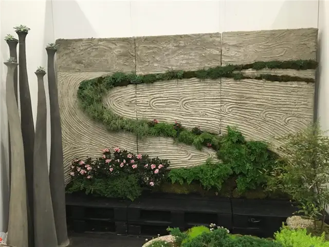 Зеленая стена