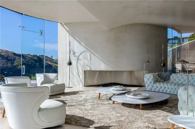 Iconic Razor House в Ла-Джолле - красивый дизайн