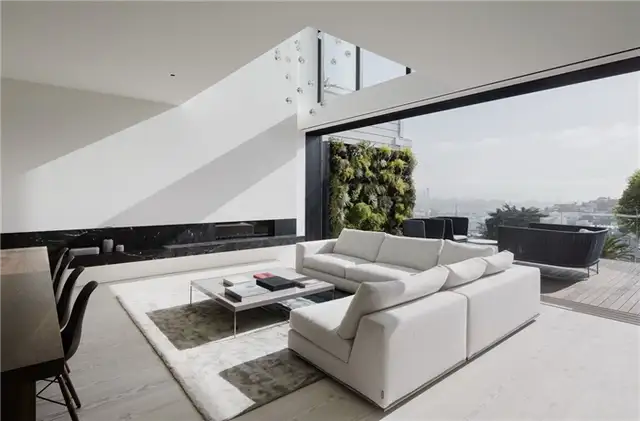 Black Modern Remember House в Сан-Франциско - гостиная с верандой