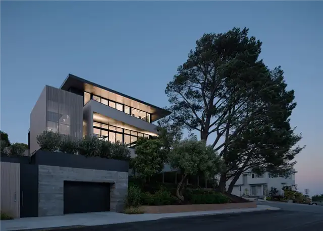 Современный дом в Сан-Франциско - Dolores Heights Residence - John Maniscalco Architecture - вид на улицу