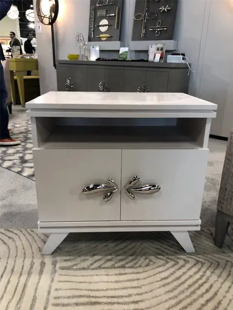 Robin Baron Design Тумбочка