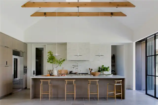 Патио у бассейна в резиденции Napa Valley California Residence от Wade Design Architects and Geremia Design