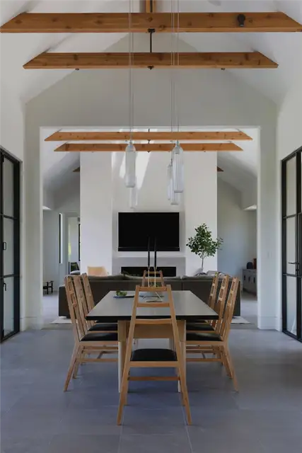 Резиденция Napa Valley California от Wade Design Architects и Geremia Design - обеденная зона