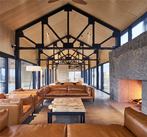 Smith House Canada- MacKa y-Lyons Sweetapple Architects- интерьер