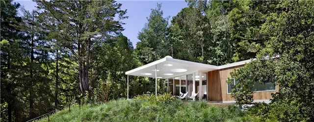 Терраса Surf House by Feldman Architecture с видом на океан