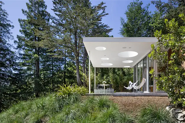 Терраса Surf House by Feldman Architecture с видом на океан