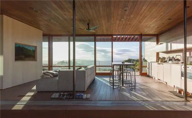 Терраса Surf House by Feldman Architecture с видом на океан