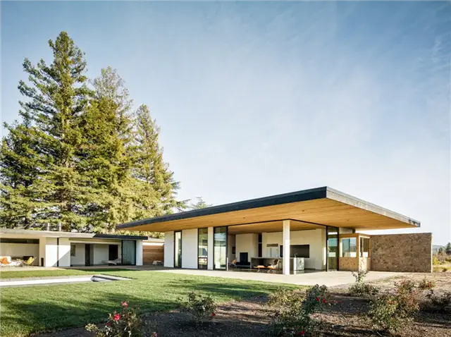 Терраса Surf House by Feldman Architecture с видом на океан