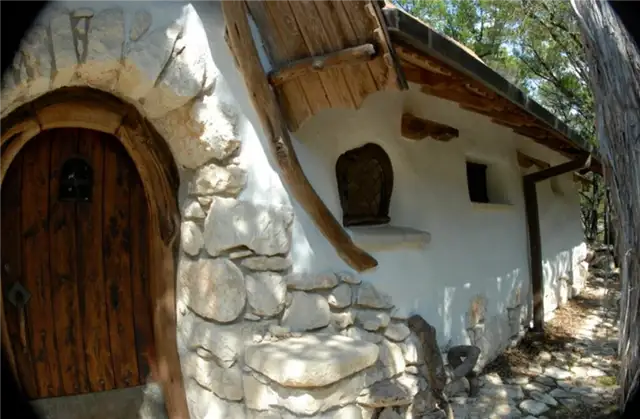 История початкового дома