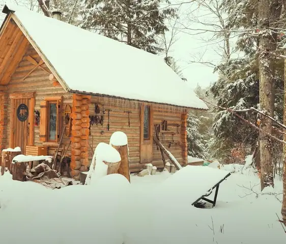 Деревянный домик