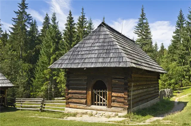 Деревянная черепица