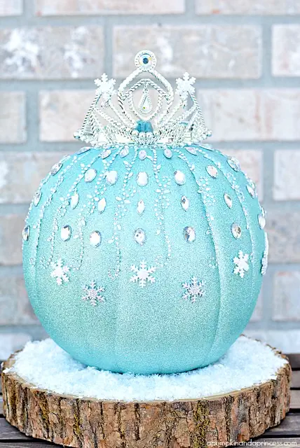 Тыква в стиле Frozen