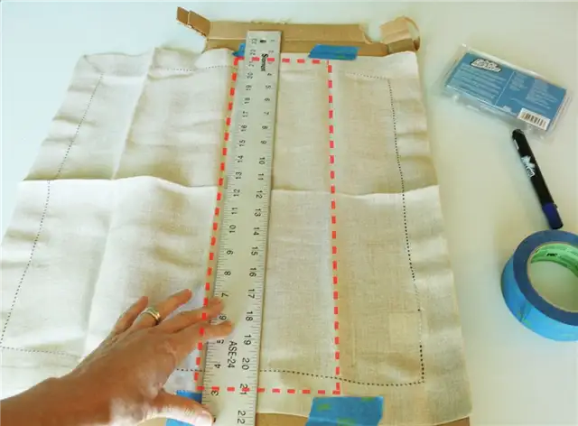 DIY (своими руками) Салфетка из мешковины - убедитесь, что салфетка настолько плоская, насколько это возможно