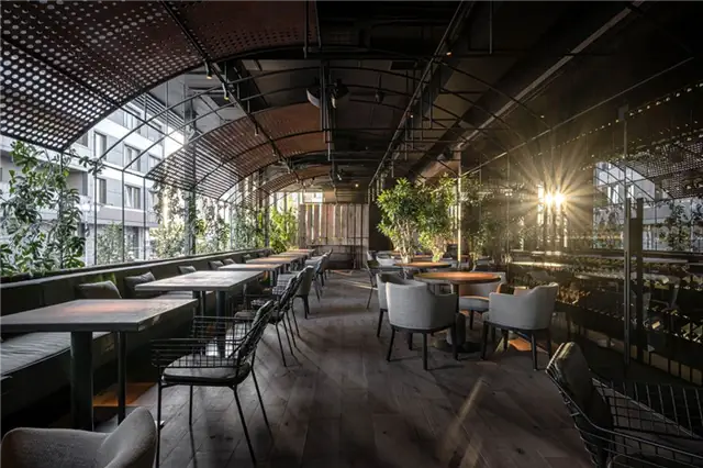 Par Bar, дизайн студии YoDezeen в Киеве, Украина - столы