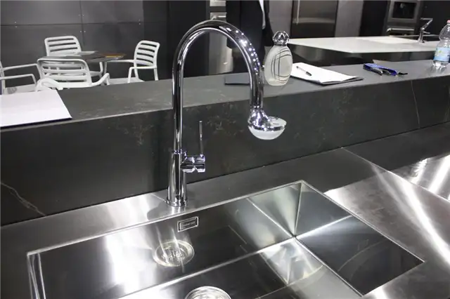 Частичный мыльный камень Officine Fanesi