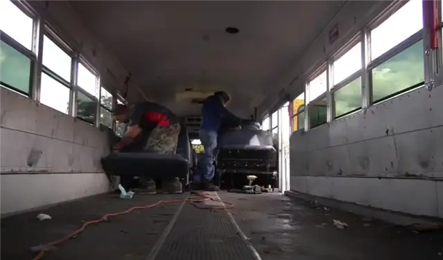 1.5 Years Into My School Bus Conversion интерьер