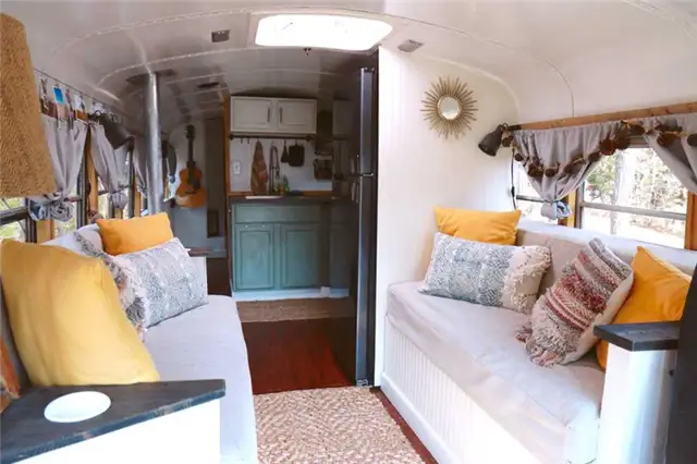 Tio Aventura Bus Гостиная