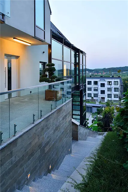 gg-house-architekt-lemanski_exterior-front