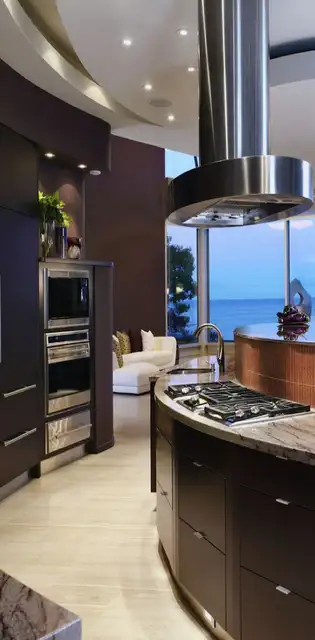 современная кухня с изогнутыми линиями
