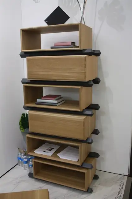Deborah Folz Stacked - выставка Architectural Digest Design Show в Нью-Йорке