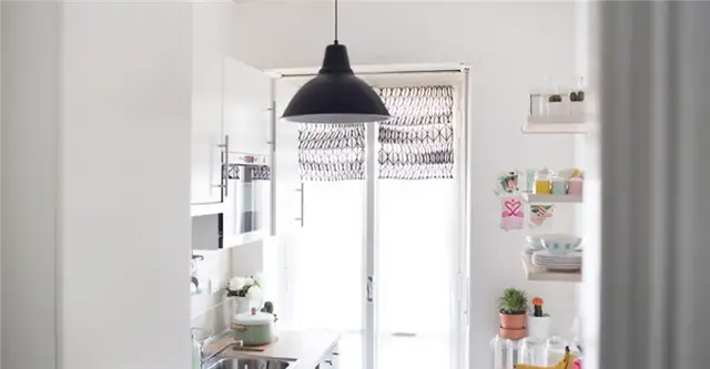 Маленький римский абажур для кухни