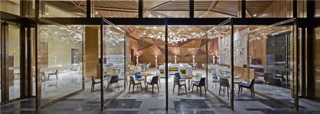 yue-restaurant-panorama-picture-design4