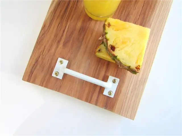 diy-patio-tray-hardware