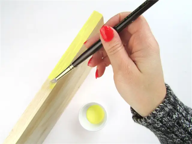 diy-patio-tray-paint-edges