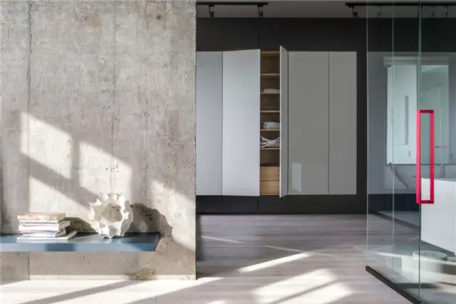 minimal-kiev-apartment-storage-unit