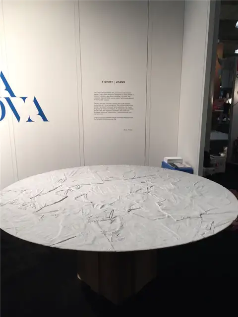 Футболка-стол-ICFF