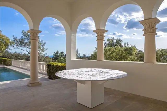 Открытый дизайн стола Casa-Canova