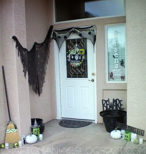 hallowporchfullall