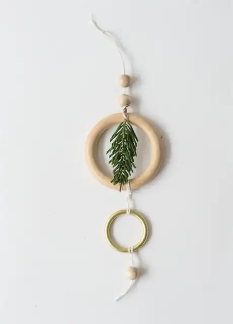 Проект DIY (своими руками) Christmas Mobile