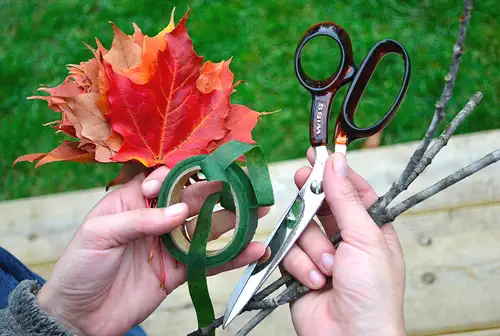 diy_leaf_rose_materials