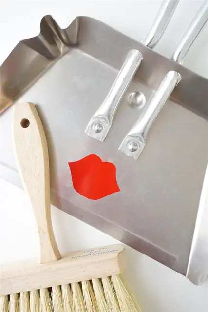 Pretty Face Dustpan DIY (своими руками) Metalic