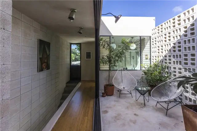 Raw House in Yucatan терраса в гостиной