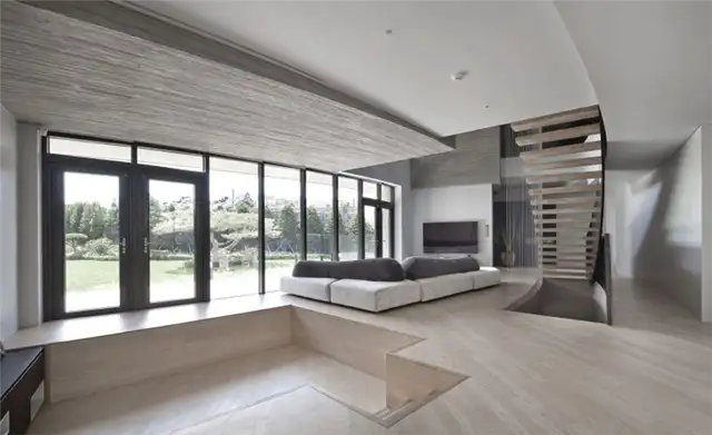 AAWH Residence гостиная на первом этаже
