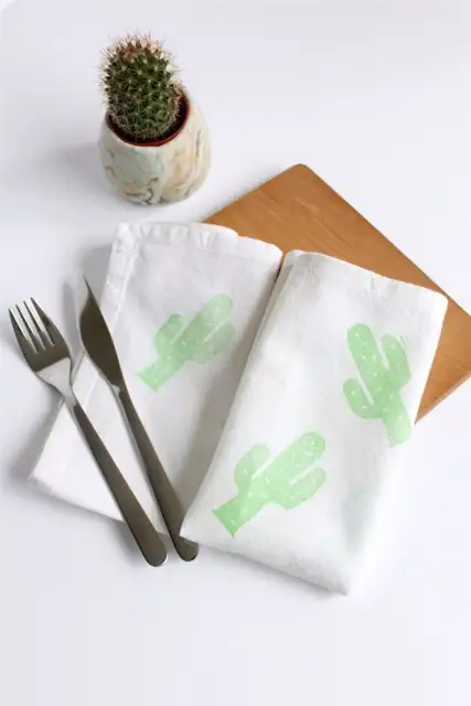 DIY (своими руками) Lino Print Cactus Napkins