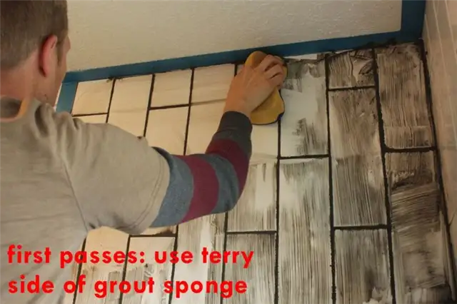 Используйте махровую сторону губки