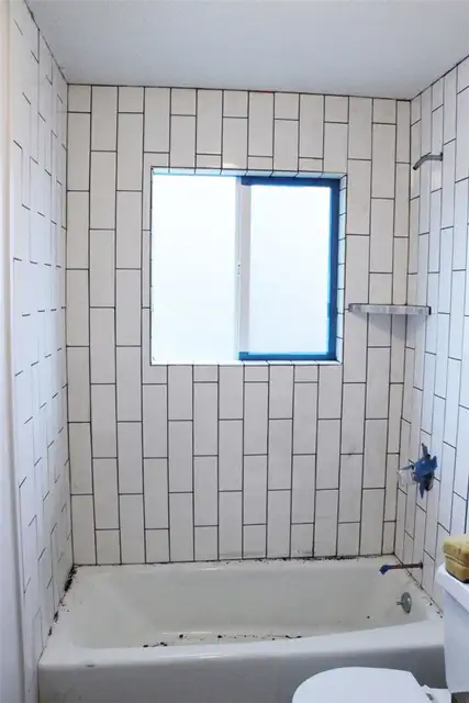 DIY (своими руками) Grout Shower Tub Surround Tape