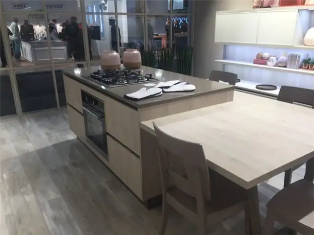 Дизайн кухонного острова с выставки EuroCucina 2016