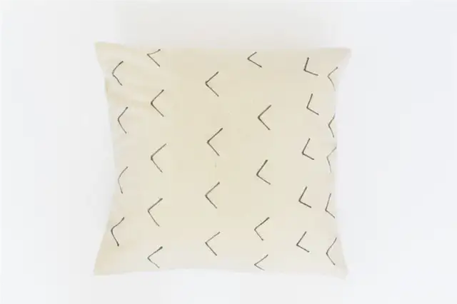 DIY (своими руками) Mud Cloth Inspired Pillow Craft
