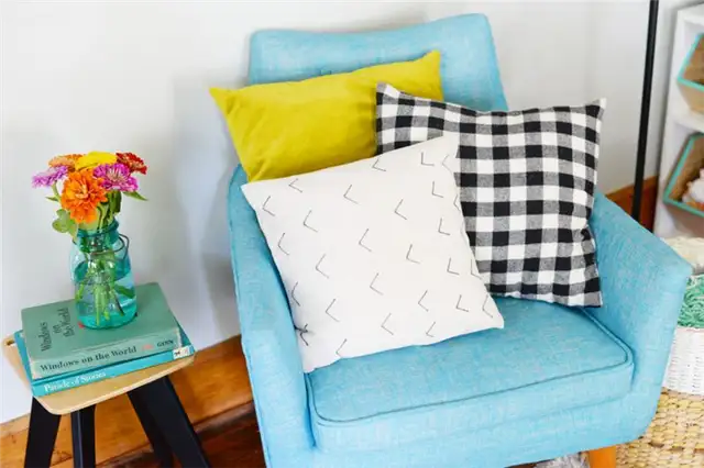 DIY (своими руками) Mud Cloth Inspired Pillow Добавить в коллекцию
