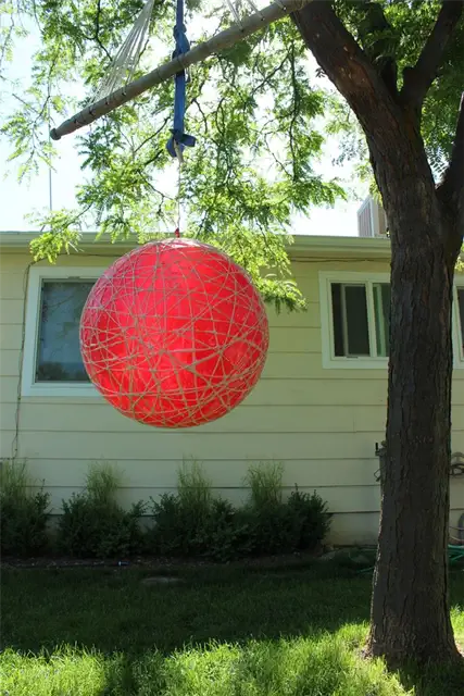 DIY (своими руками) String Globe Light - повесьте его