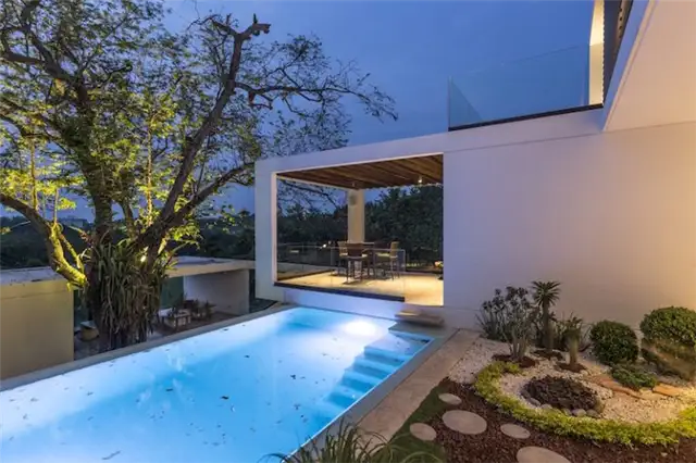 tabasco-house-garden-pool
