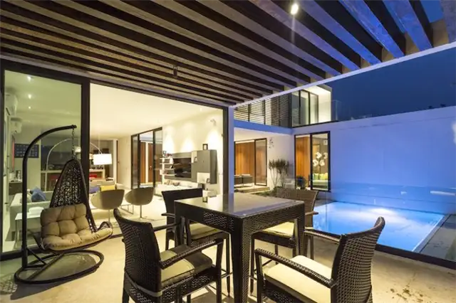 tabasco-house-pool-lounge