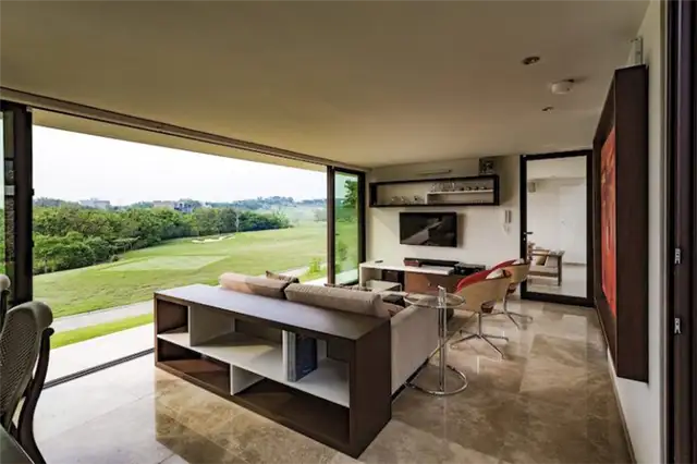 tabasco-house-lounge-and-office-room