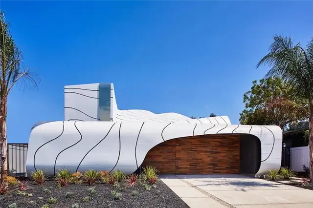 Органический фасад Wave House