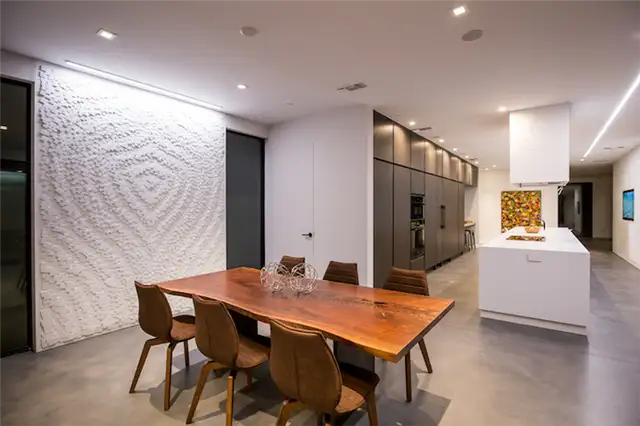 Кухня и столовая Wave House